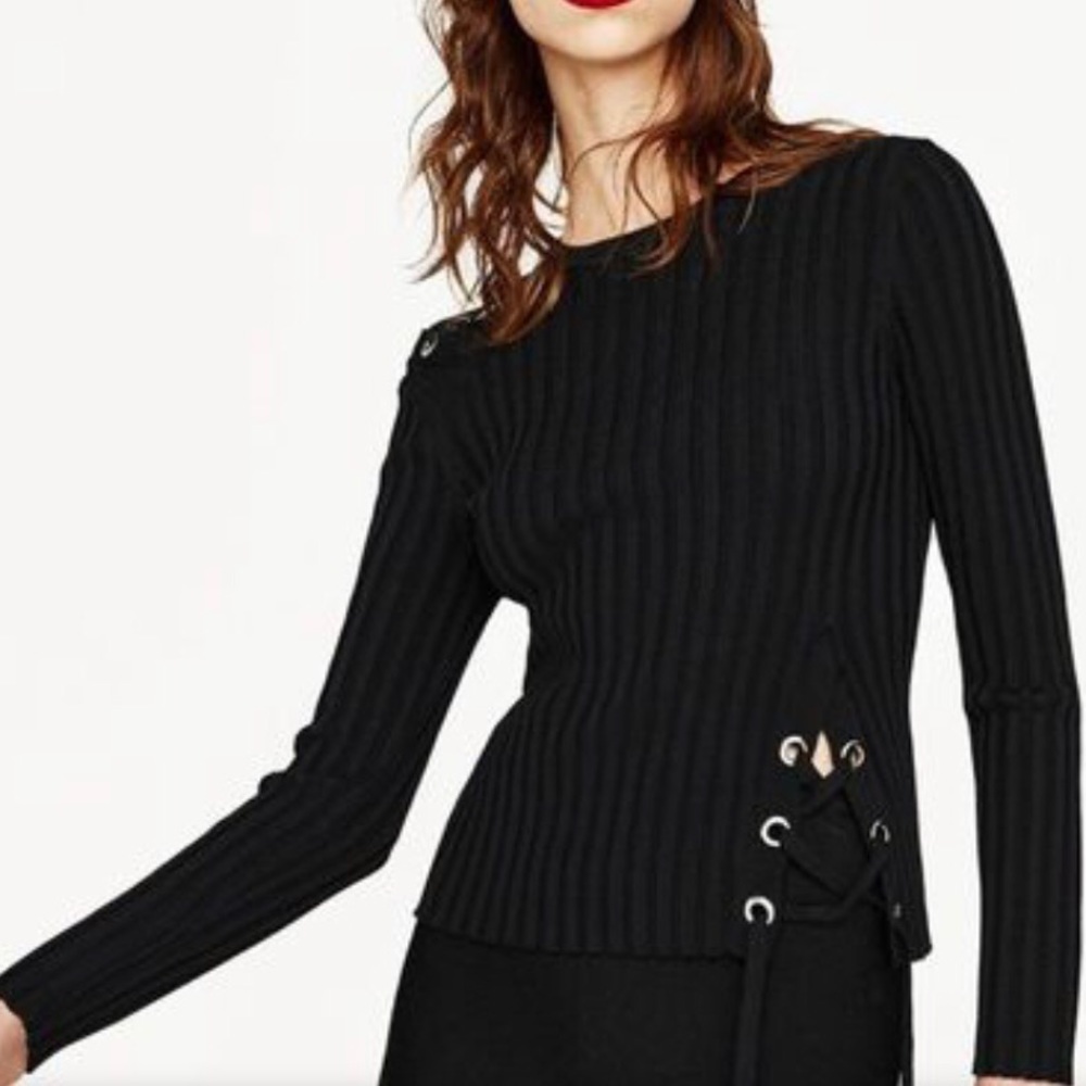 Zara Ribbed Knit with Grommets